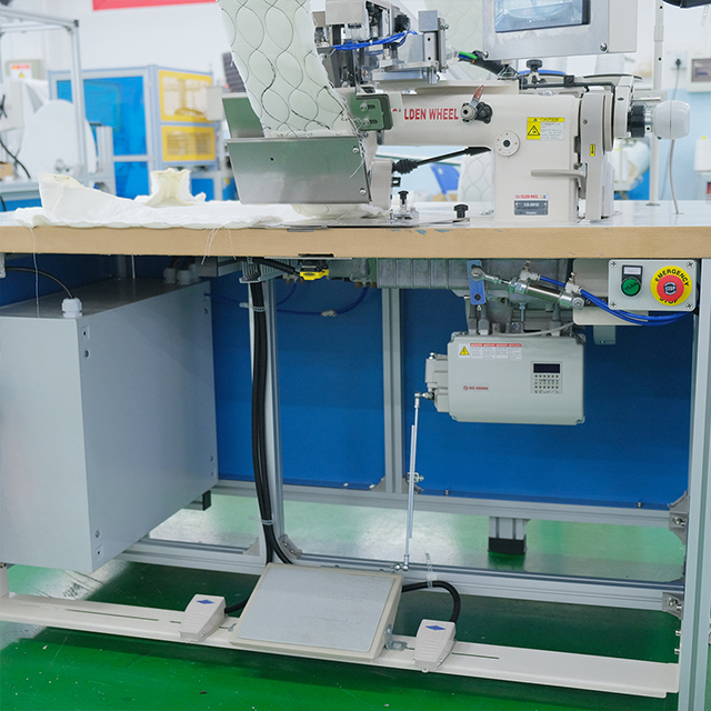 Máquina de costura automática para colchão de almofadas Euro top Ruffler XDB-300