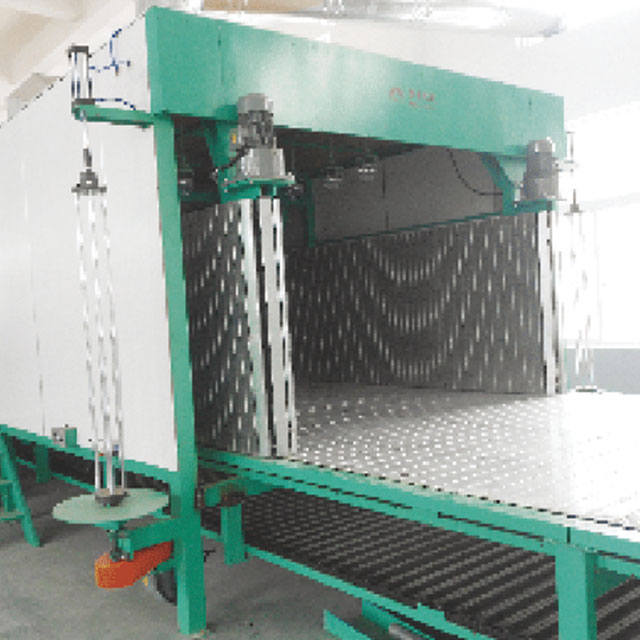 Máquina de formação de espuma contínua horizontal automática XLF-2400